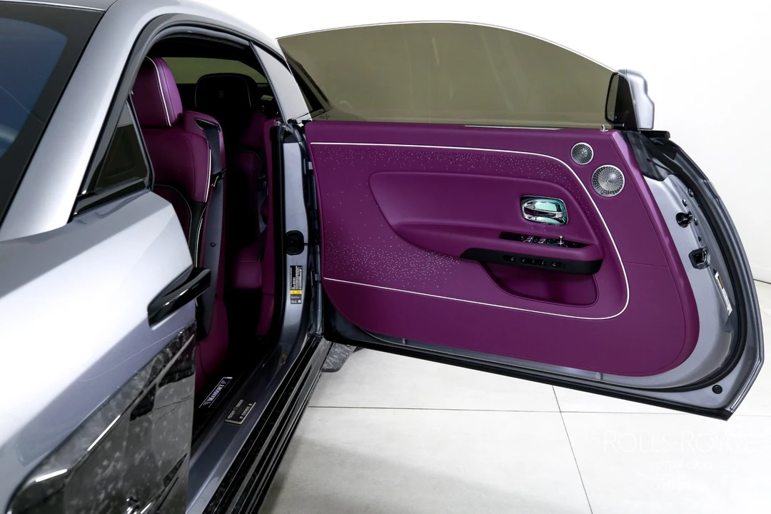 2025 Rolls-Royce Spectre - Image 11 of 12