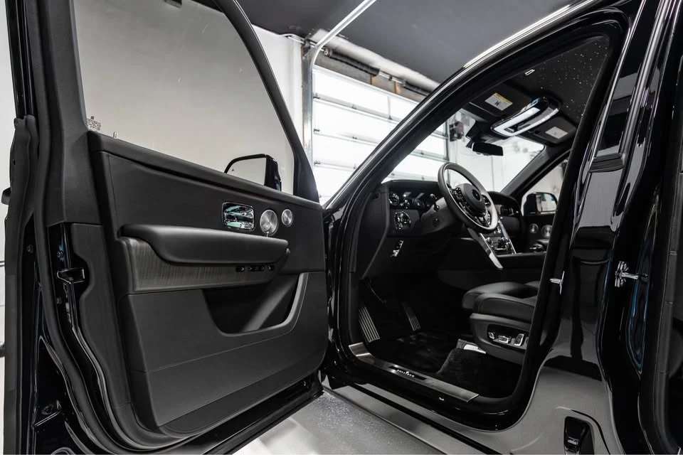 2025 Rolls-Royce Cullinan - Image 6 of 8
