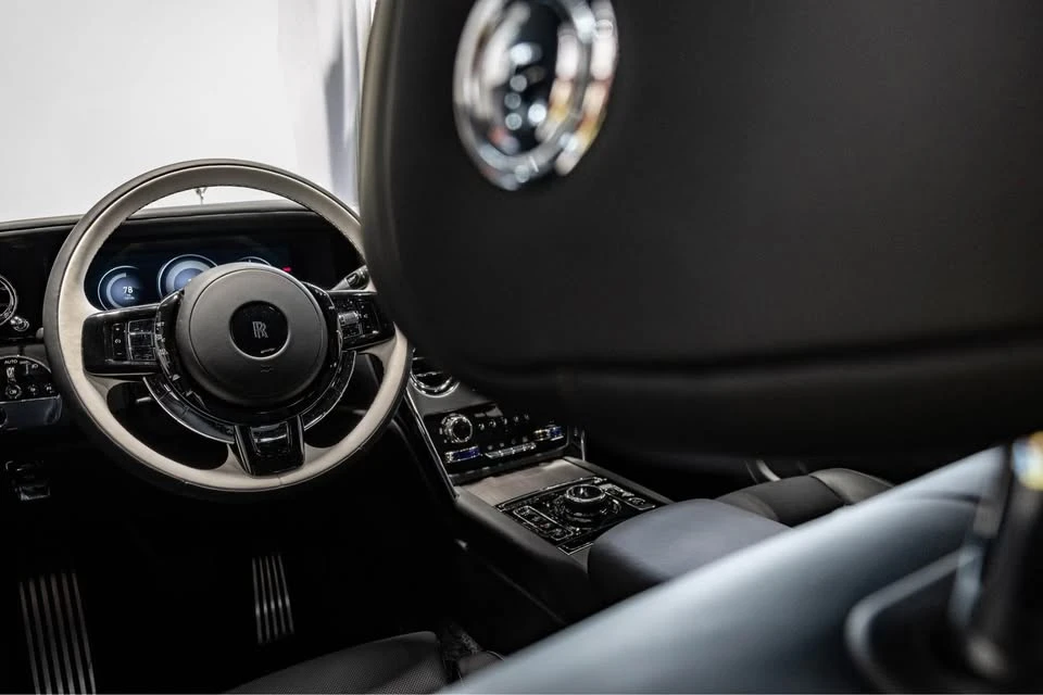 2025 Rolls-Royce Cullinan - Image 5 of 8