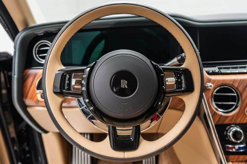 2025 Rolls-Royce Cullinan - Image 11 of 15