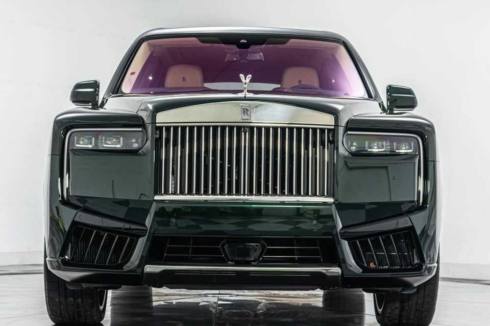 2025 Rolls-Royce Cullinan - Image 3 of 15
