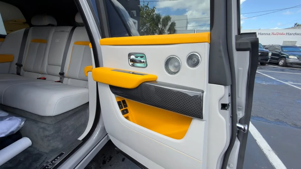 2025 Rolls-Royce Cullinan - Image 10 of 12