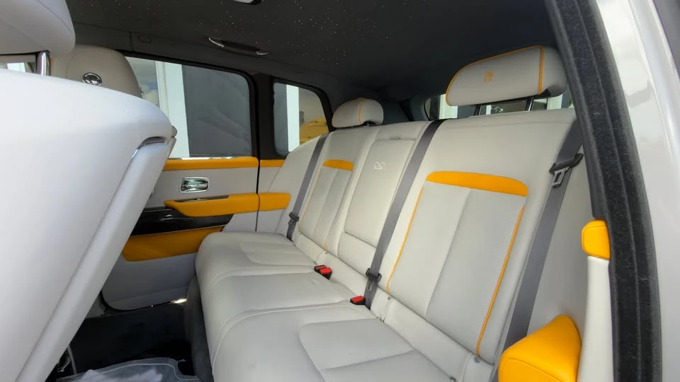 2025 Rolls-Royce Cullinan - Image 9 of 12