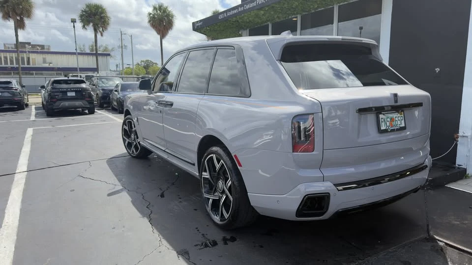 2025 Rolls-Royce Cullinan - Image 5 of 12