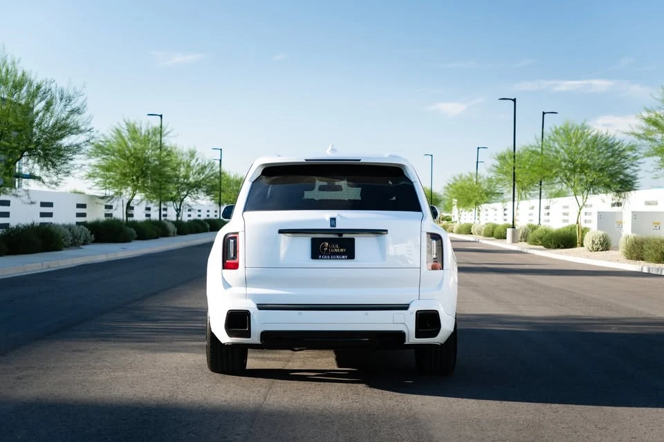2025 Rolls-Royce Cullinan - Image 4 of 9