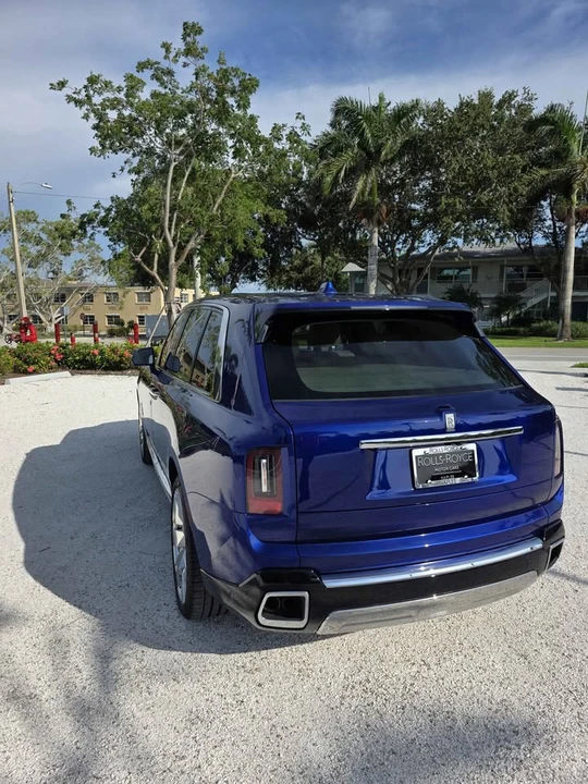 2025 Rolls-Royce Cullinan - Image 8 of 16