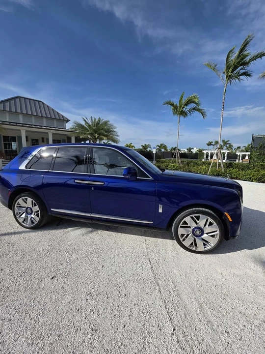 2025 Rolls-Royce Cullinan - Image 5 of 16