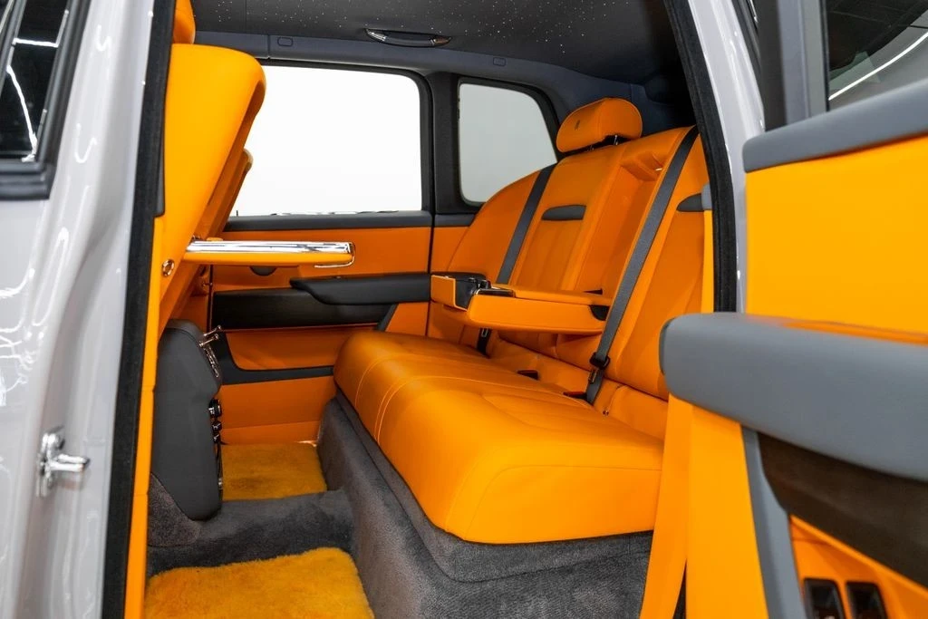 2025 Rolls-Royce Cullinan - Image 20 of 21