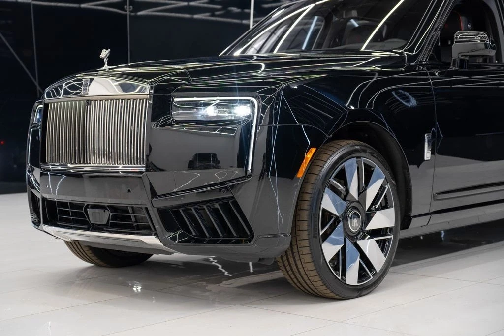 2025 Rolls-Royce Cullinan - Image 4 of 21