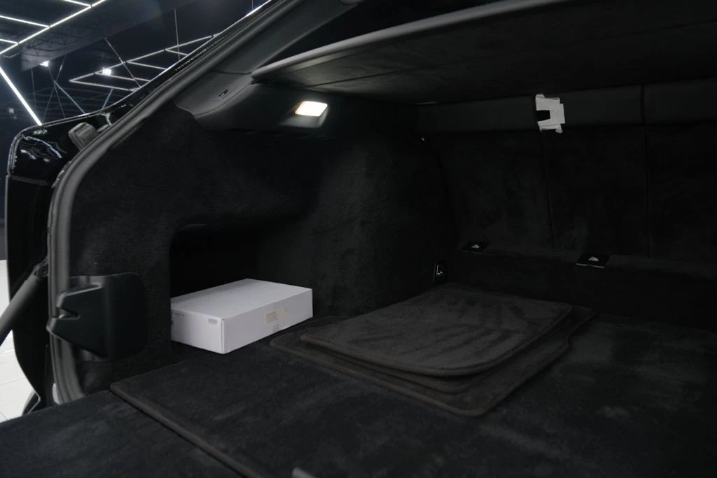 2025 Rolls-Royce Cullinan - Image 16 of 21