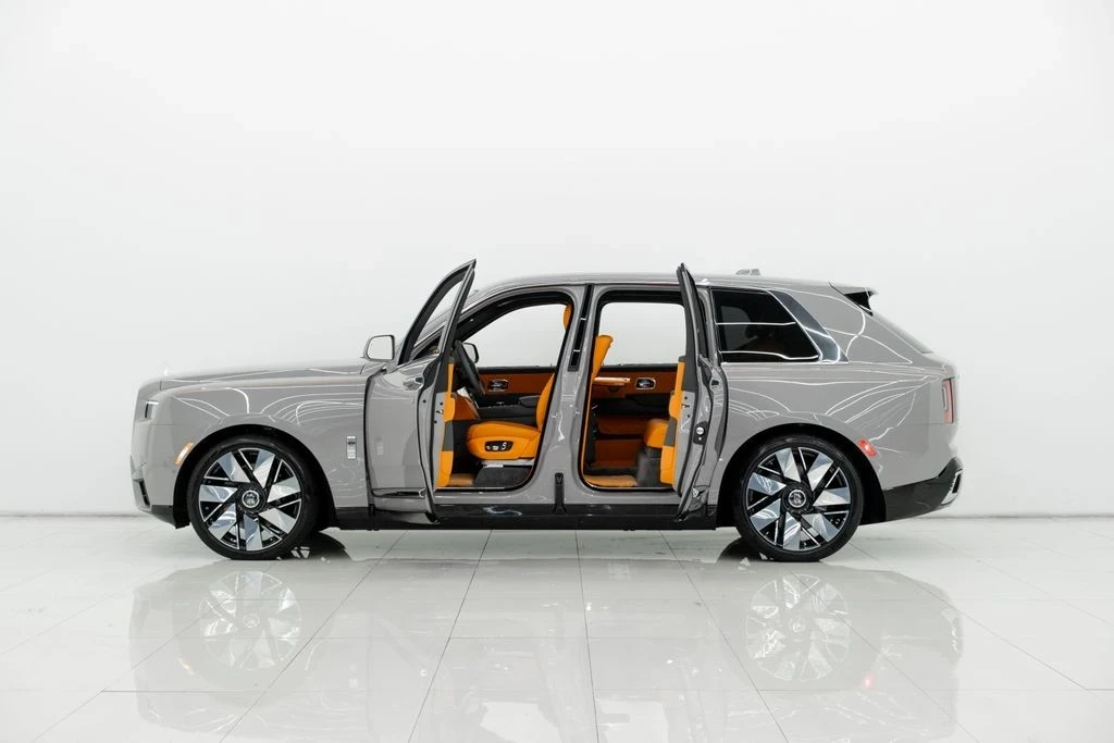 2025 Rolls-Royce Cullinan - Image 5 of 21