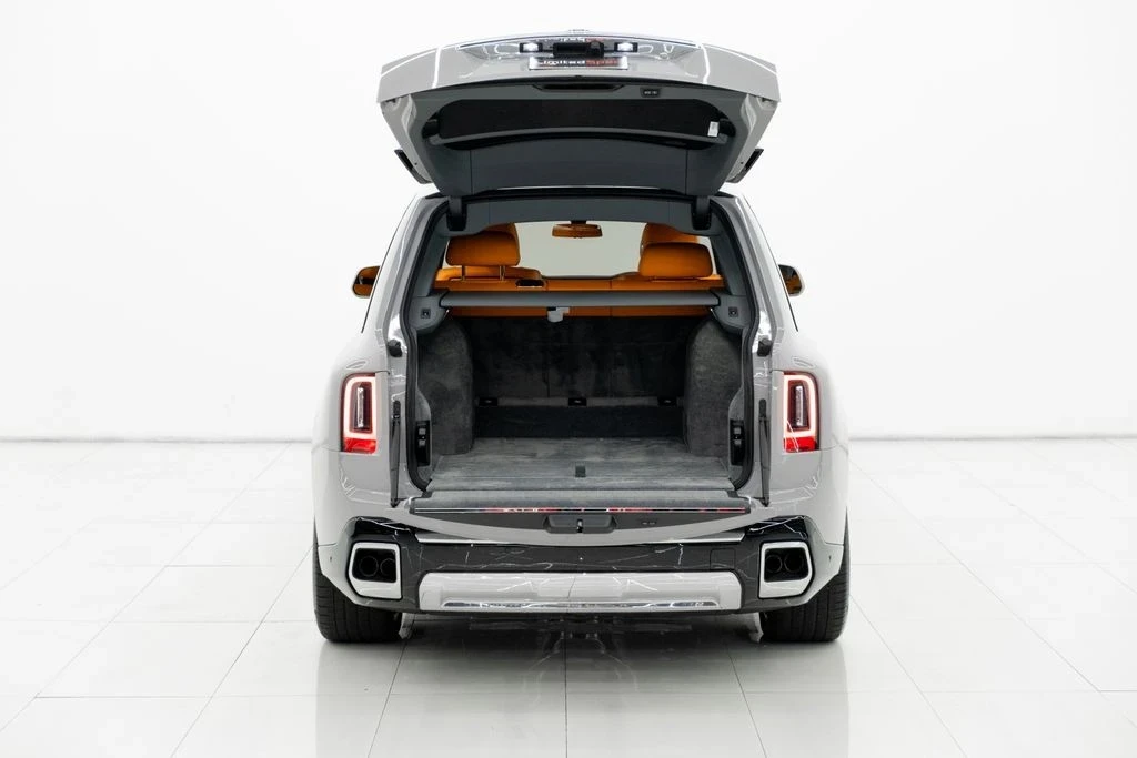 2025 Rolls-Royce Cullinan - Image 15 of 21