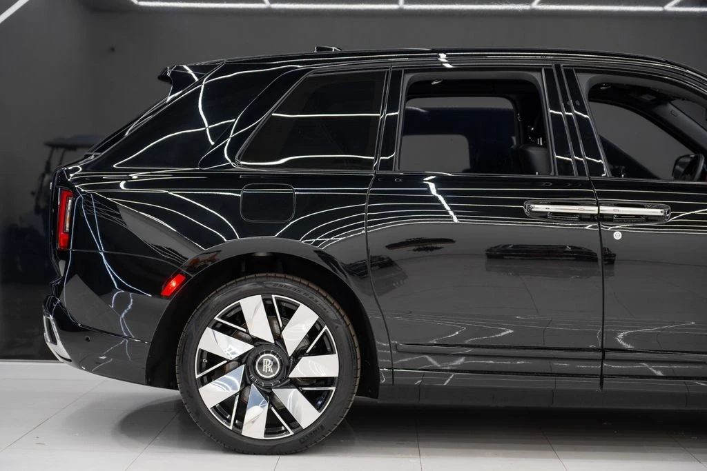 2025 Rolls-Royce Cullinan - Image 8 of 21