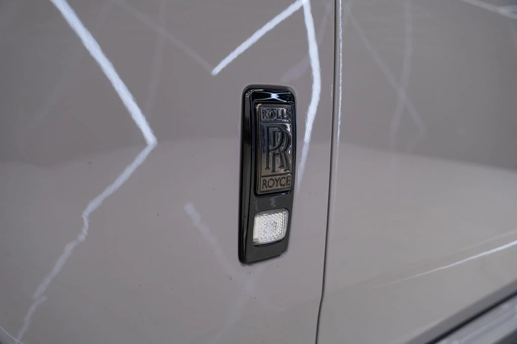 2025 Rolls-Royce Cullinan - Image 19 of 31