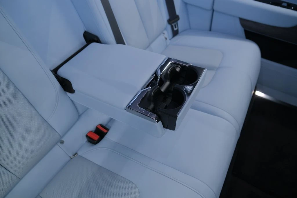 2025 Rolls-Royce Cullinan - Image 30 of 31