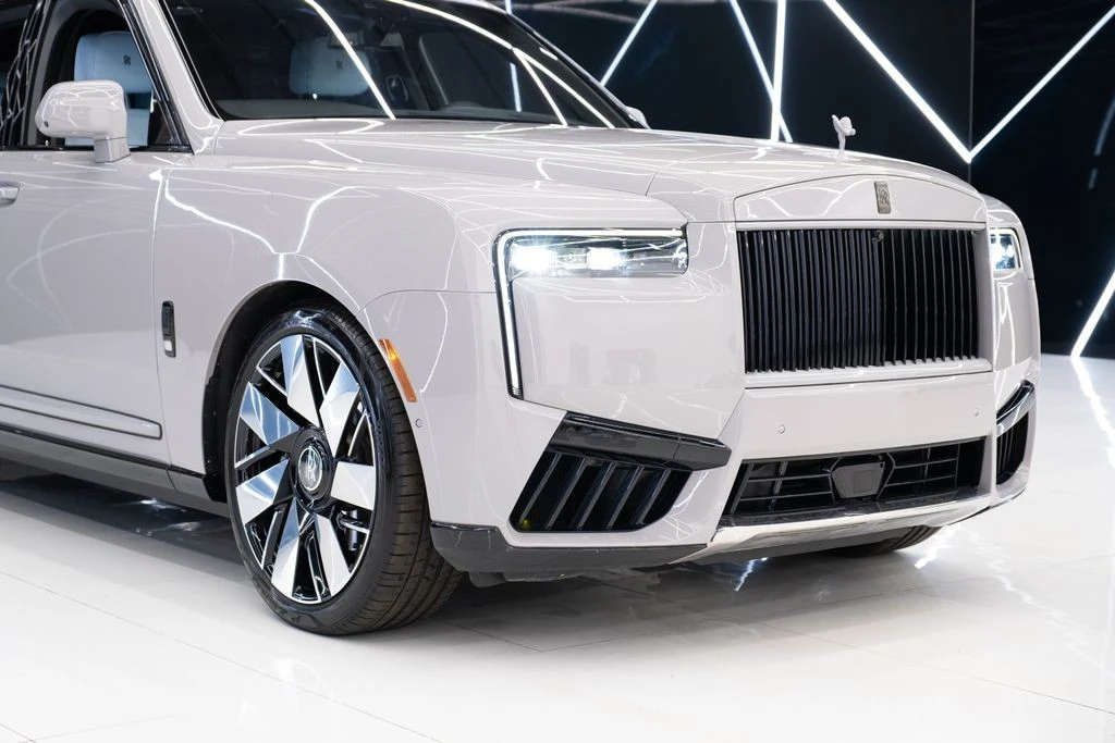 2025 Rolls-Royce Cullinan - Image 5 of 31