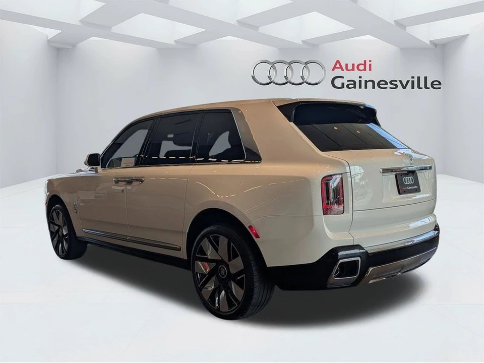 2025 Rolls-Royce Cullinan - Image 17 of 31