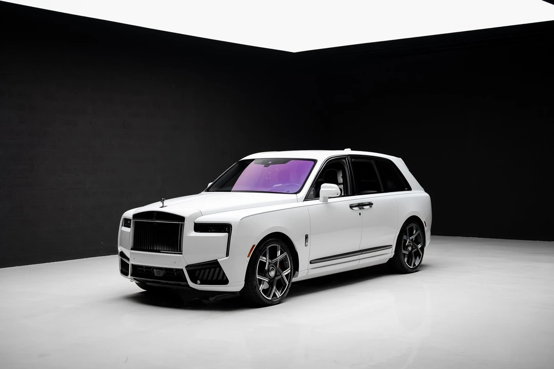 2025 Rolls-Royce Cullinan Black Badge - Image 5 of 31