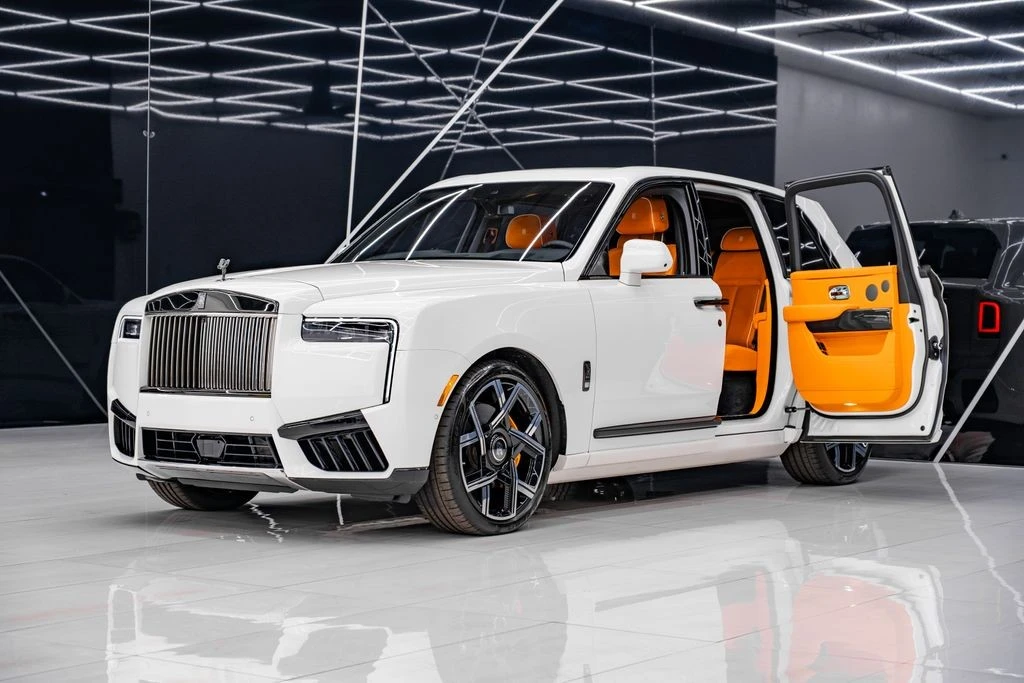 2025 Rolls-Royce Cullinan Black Badge - Image 14 of 31