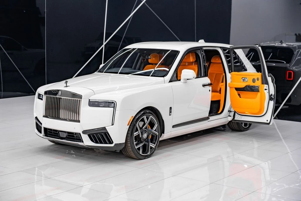 2025 Rolls-Royce Cullinan Black Badge - Image 15 of 31