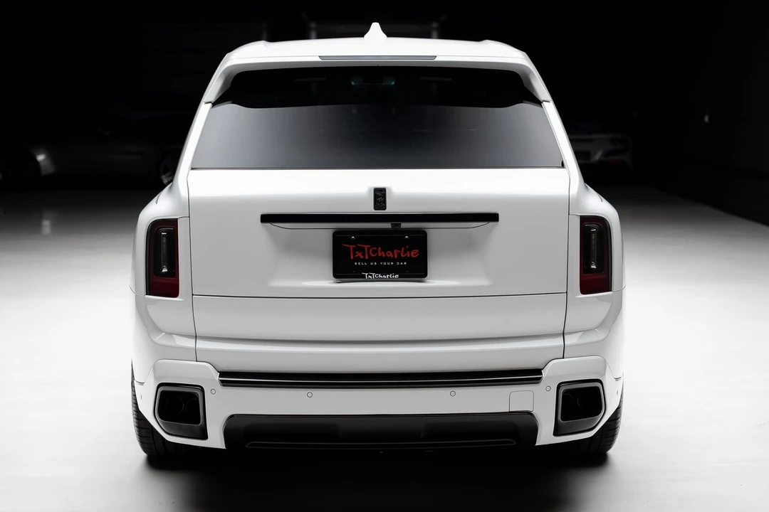 2025 Rolls-Royce Cullinan Black Badge - Image 28 of 31