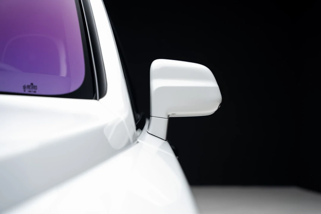 2025 Rolls-Royce Cullinan Black Badge - Image 16 of 31