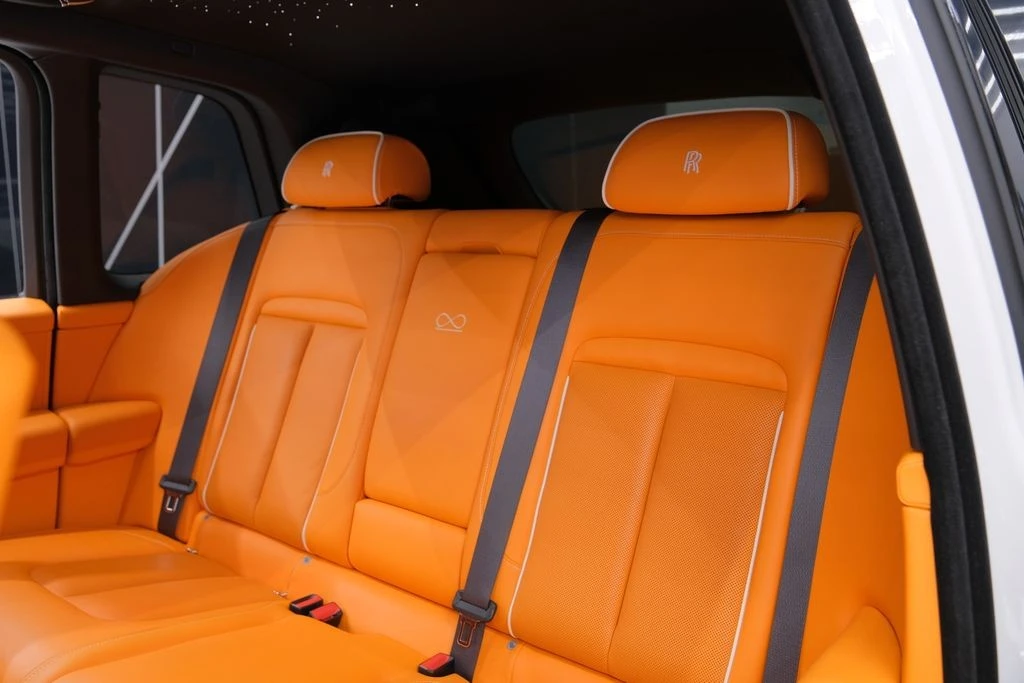 2025 Rolls-Royce Cullinan Black Badge - Image 21 of 31