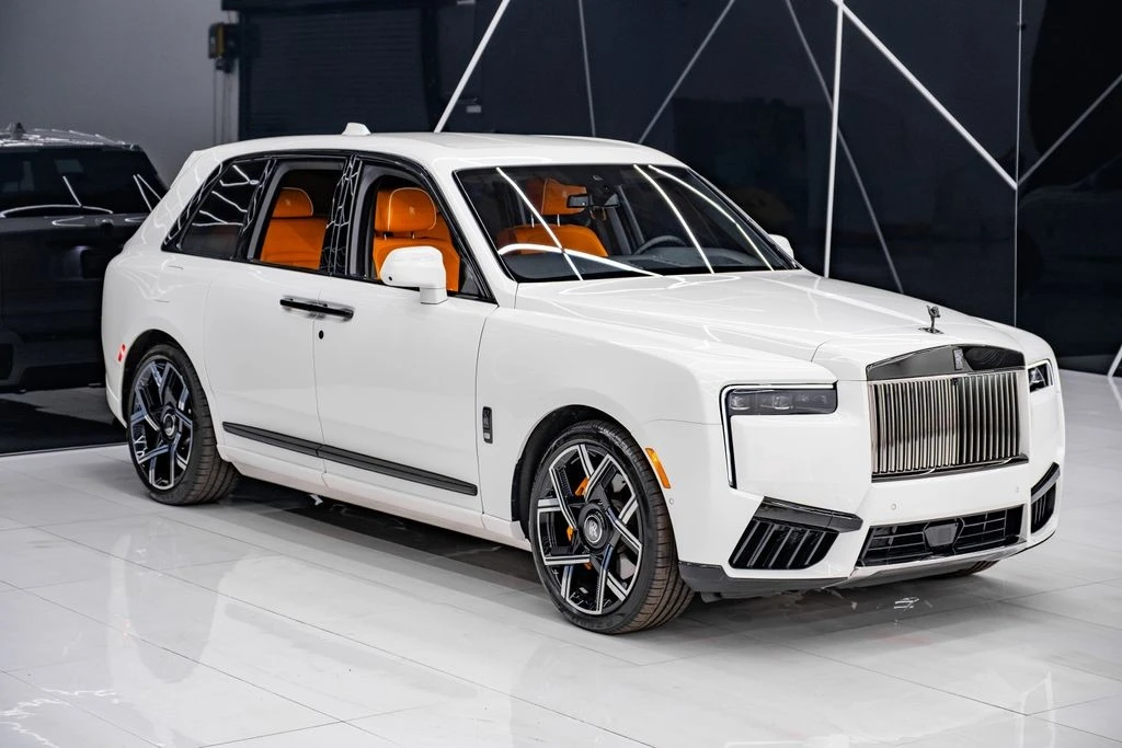 2025 Rolls-Royce Cullinan Black Badge - Image 7 of 31