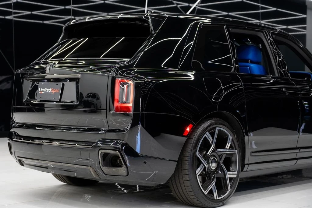 2025 Rolls-Royce Cullinan Black Badge - Image 12 of 21
