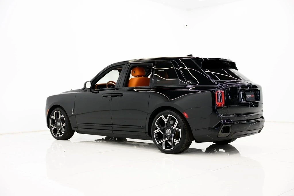 2025 Rolls-Royce Cullinan Black Badge - Image 12 of 21