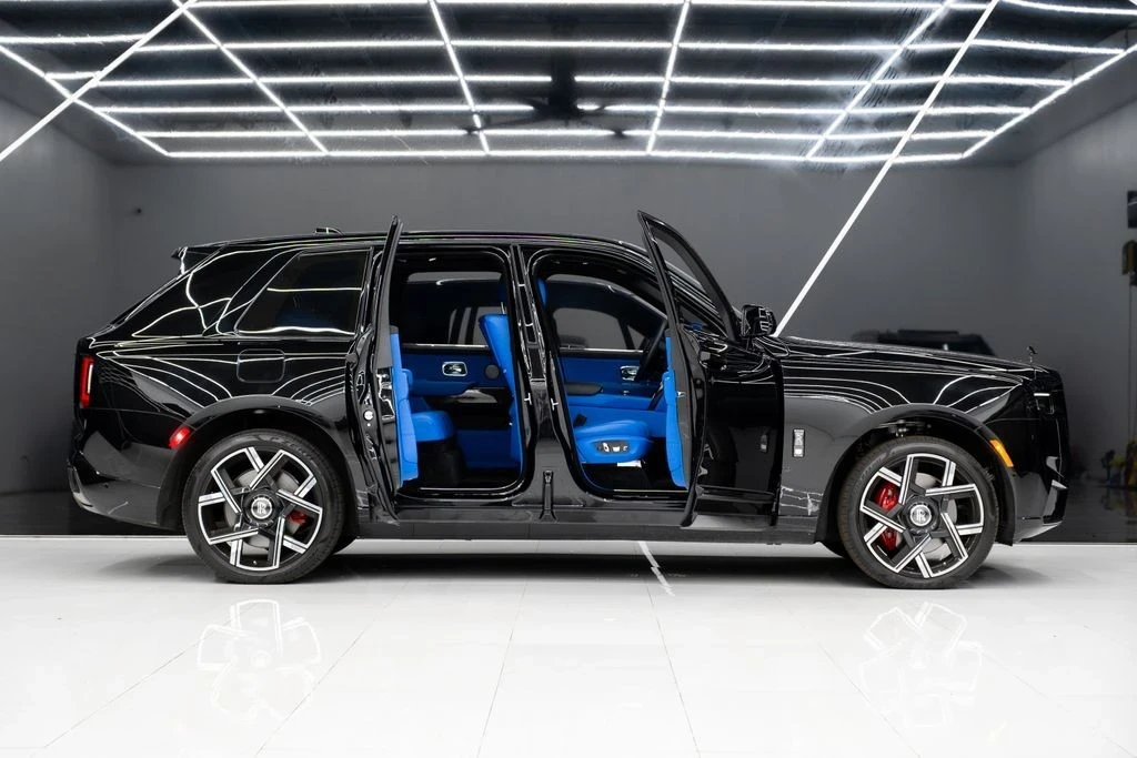 2025 Rolls-Royce Cullinan Black Badge - Image 8 of 21
