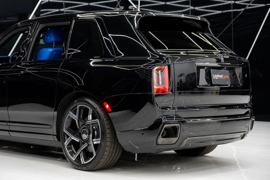 2025 Rolls-Royce Cullinan Black Badge - Image 16 of 21