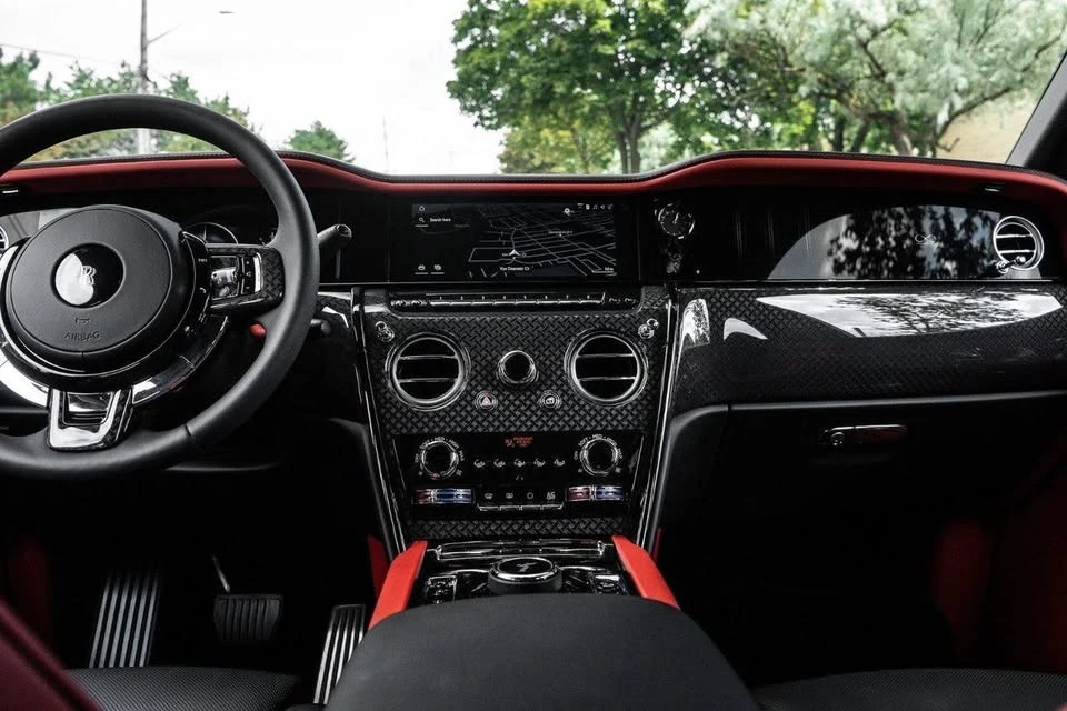 2025 Rolls-Royce Cullinan Black Badge - Image 10 of 19