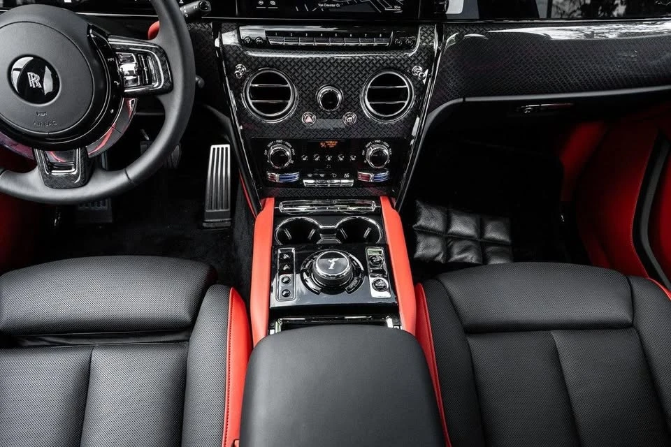2025 Rolls-Royce Cullinan Black Badge - Image 11 of 19