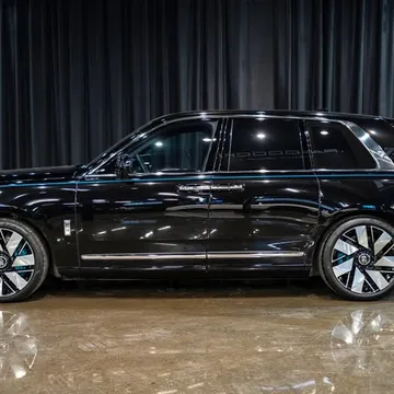 2025 Rolls-Royce Cullinan Black Badge