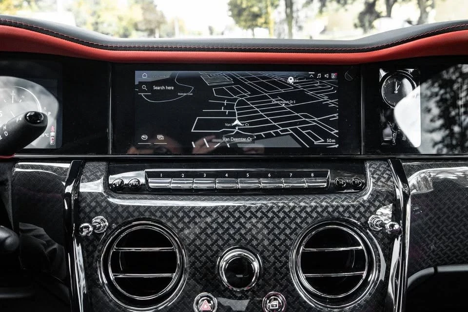 2025 Rolls-Royce Cullinan Black Badge - Image 17 of 19