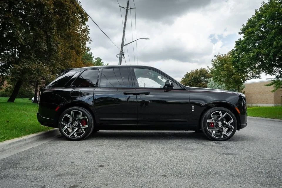 2025 Rolls-Royce Cullinan Black Badge - Image 3 of 19