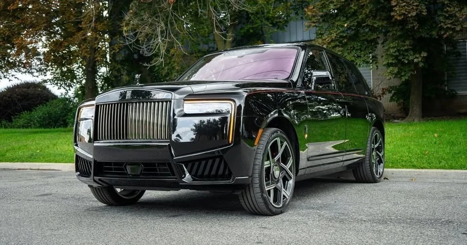 2025 Rolls-Royce Cullinan Black Badge - Image 3 of 18
