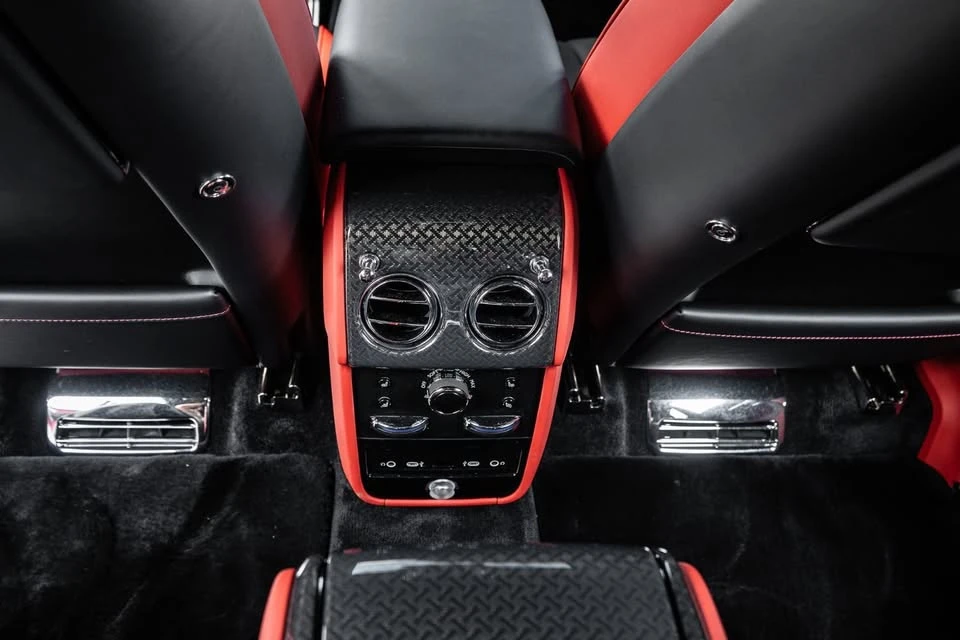 2025 Rolls-Royce Cullinan Black Badge - Image 16 of 17