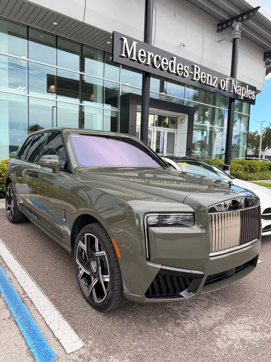 2025 Rolls-Royce Cullinan Black Badge - Image 3 of 19