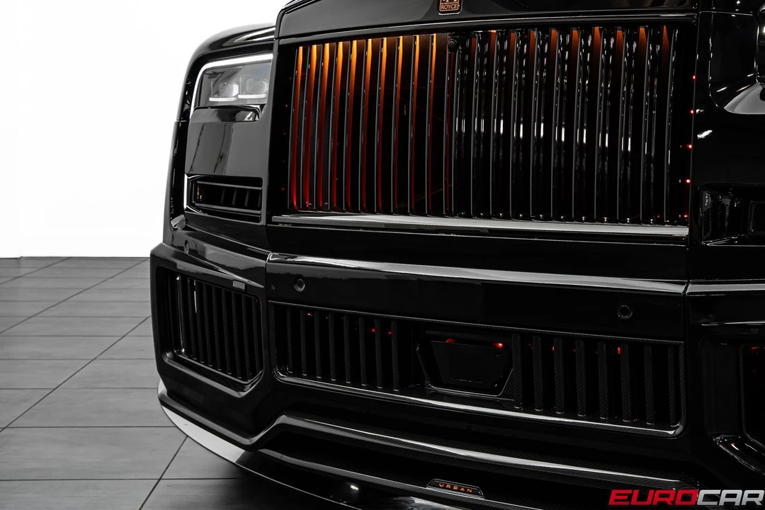 2025 Rolls-Royce Cullinan Black Badge - Image 16 of 31