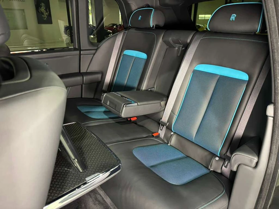 2025 Rolls-Royce Cullinan Black Badge - Image 12 of 21