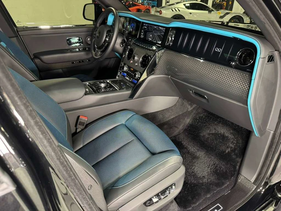 2025 Rolls-Royce Cullinan Black Badge - Image 19 of 21
