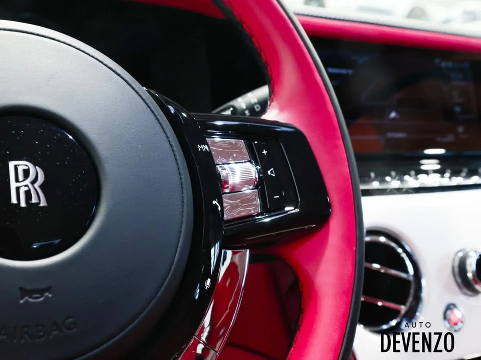 2025 Rolls-Royce Cullinan - Image 15 of 20