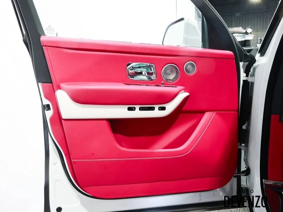 2025 Rolls-Royce Cullinan - Image 11 of 20