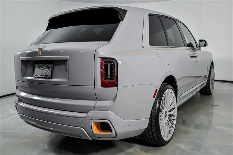 2025 Rolls-Royce Cullinan - Image 12 of 21