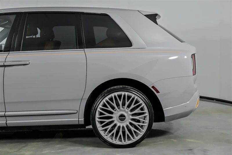 2025 Rolls-Royce Cullinan - Image 9 of 21