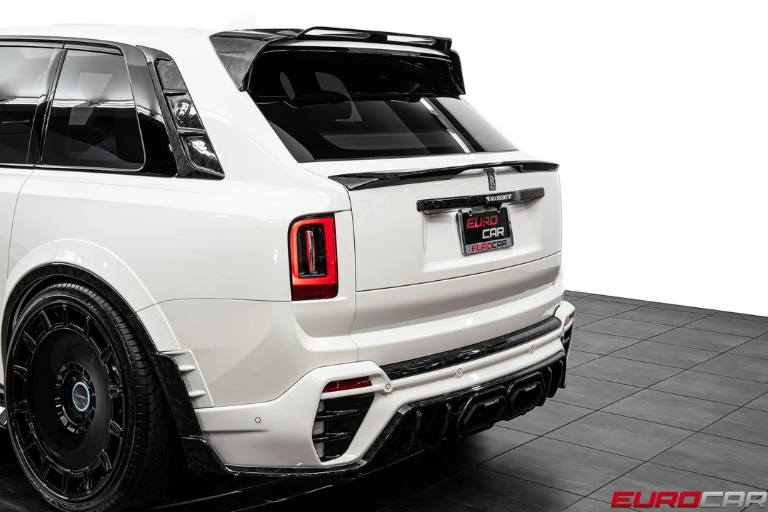 2025 Rolls-Royce Cullinan - Image 28 of 31