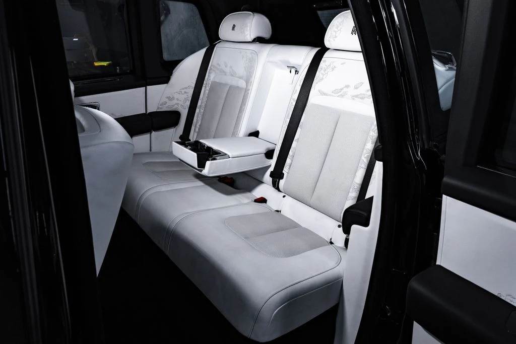 2025 Rolls-Royce Cullinan - Image 20 of 31