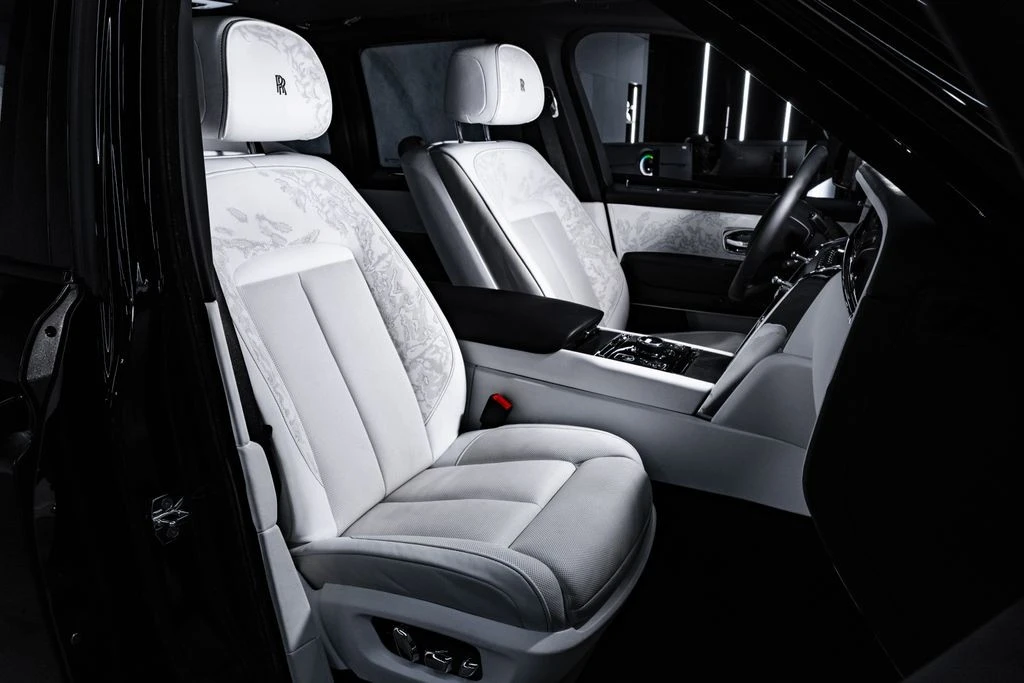 2025 Rolls-Royce Cullinan - Image 16 of 31
